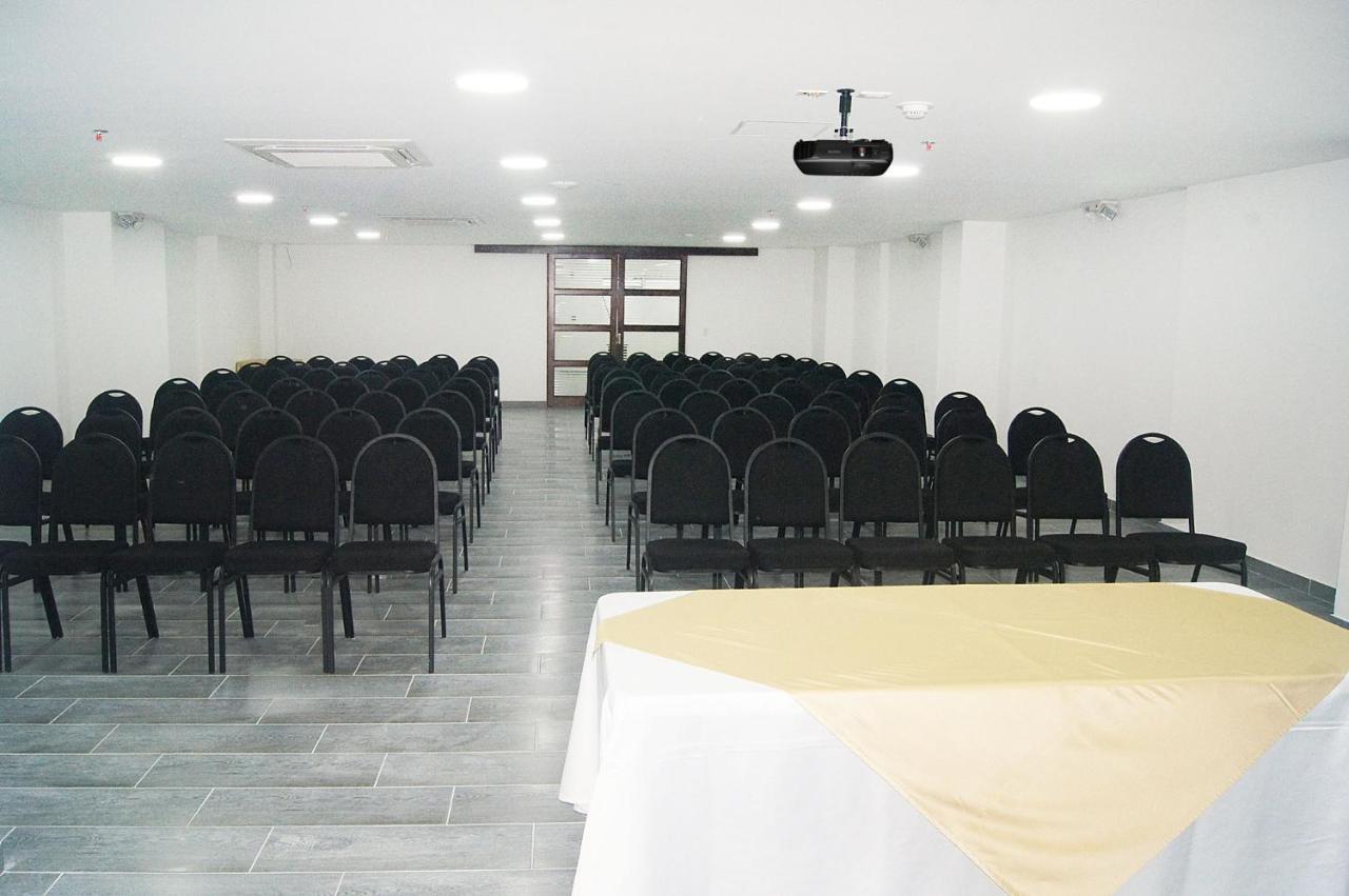 פריירה Hotel Cafeira מראה חיצוני תמונה